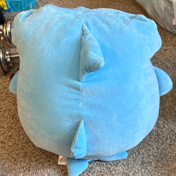 Blue hearted shark Squishmallow - Picture 2 of 3
